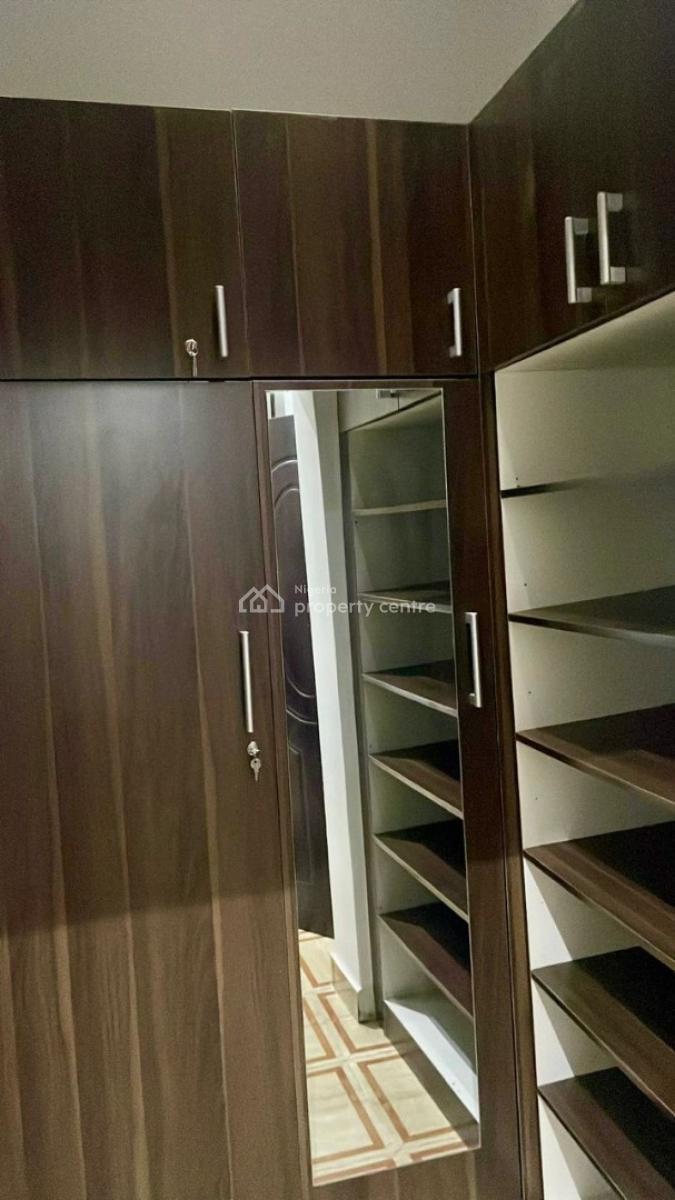 Three Bedroom Apartment, Apo, Abuja, Flat / Apartment Short Let
