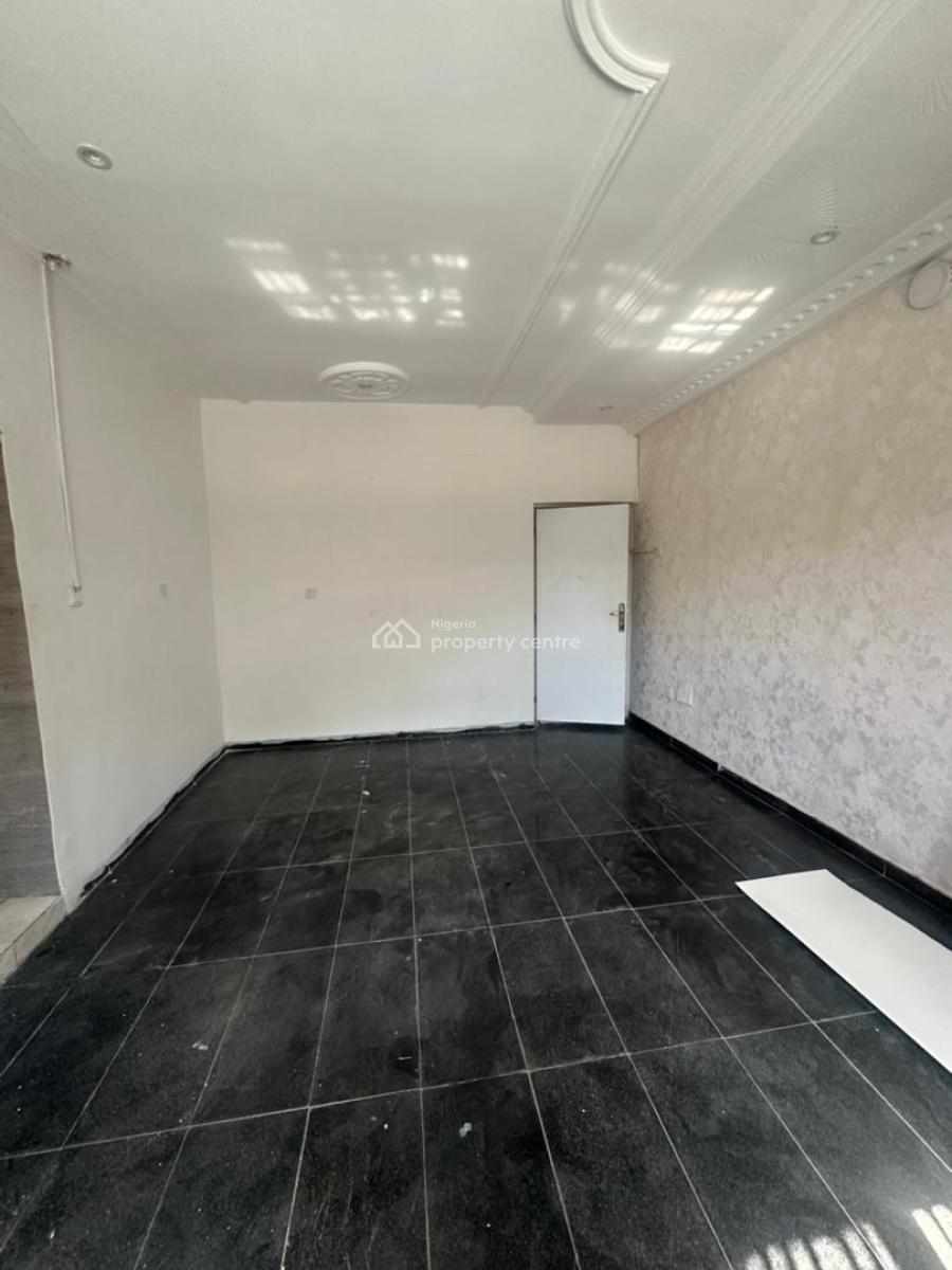 Maintained Mini Flat, Lekki Phase 1, Lekki, Lagos, Mini Flat (room and Parlour) for Rent