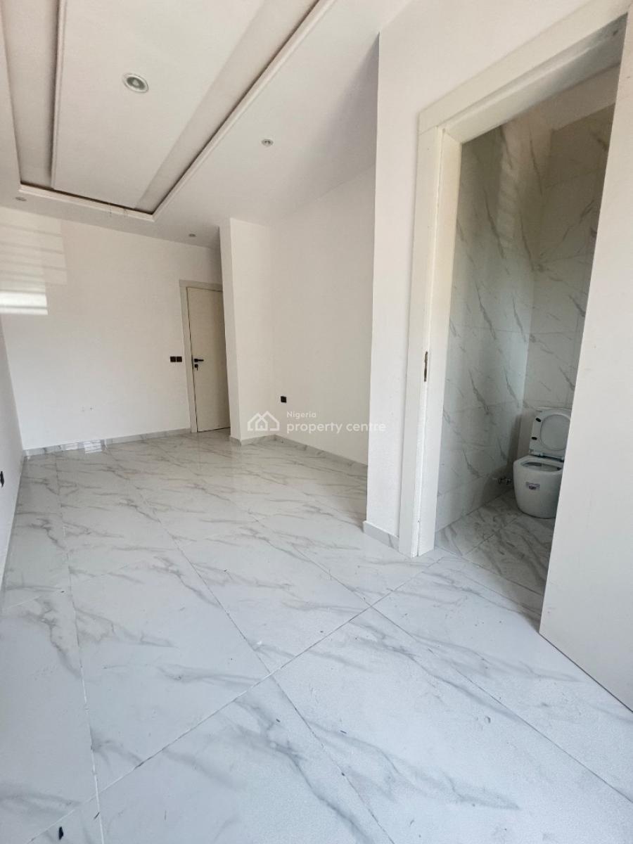 Spacious 2 Bedroom Apartment, Oniru, Victoria Island (vi), Lagos, Flat / Apartment for Sale