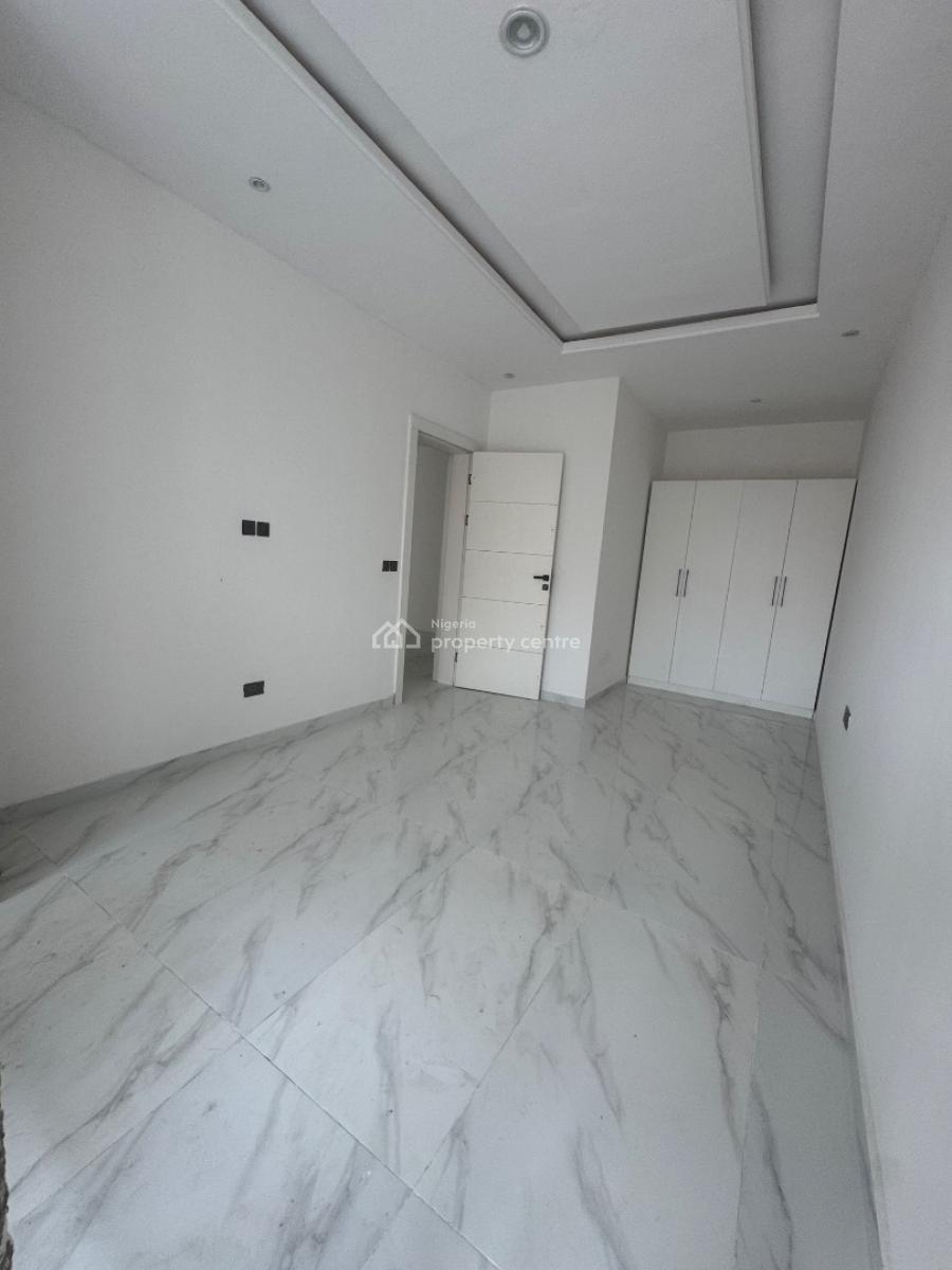 Spacious 2 Bedroom Apartment, Oniru, Victoria Island (vi), Lagos, Flat / Apartment for Sale