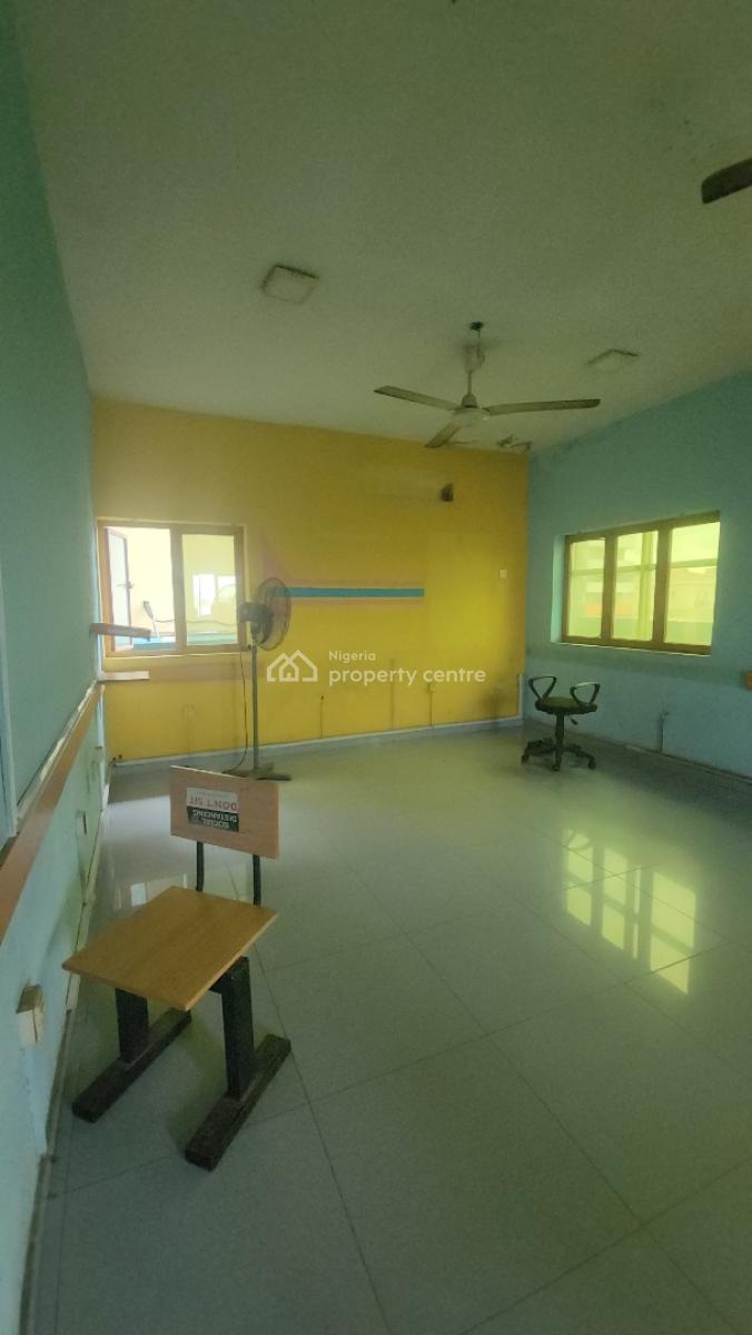 5 Floors Office Space Available in a Coperate Environment, Alagomeji, Yaba, Lagos, Office Space for Rent