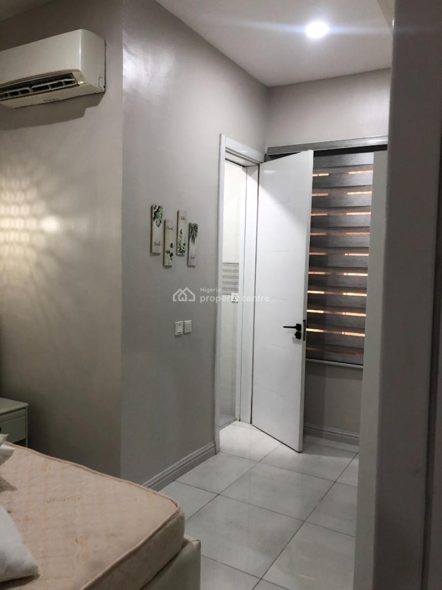 Luxuriously Furnished 2 Bedroom Flat, Atlantis Iii Estate, Ologolo, Lekki, Lagos, Flat / Apartment for Sale