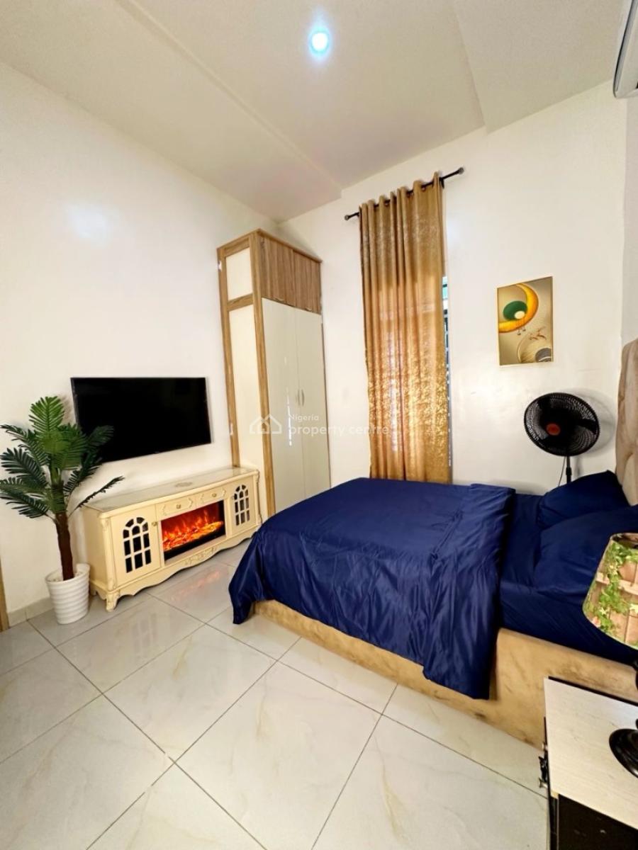 Luxury 1 Bedroom in a Shared 4 Bedroom Duplex, Ikota, Lekki, Lagos, Flat / Apartment for Rent