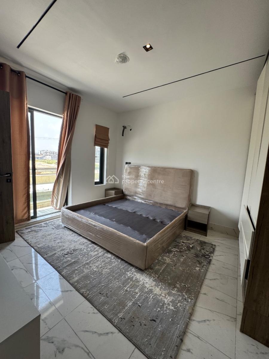 2 Bedroom Apartment with Pool, Lekki Phase 1, Lekki, Lagos, Flat / Apartment for Sale