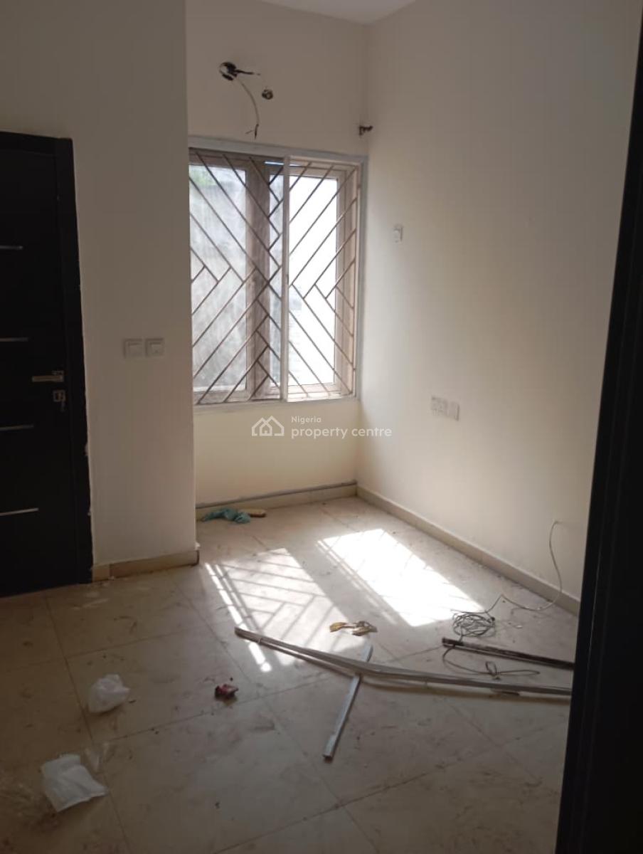 Self Service and Newly Renovated Three(3) Bedroom Flat ( Ground Floor,, Lekki Phase 1 Right, Lekki, Lagos, Flat / Apartment for Rent