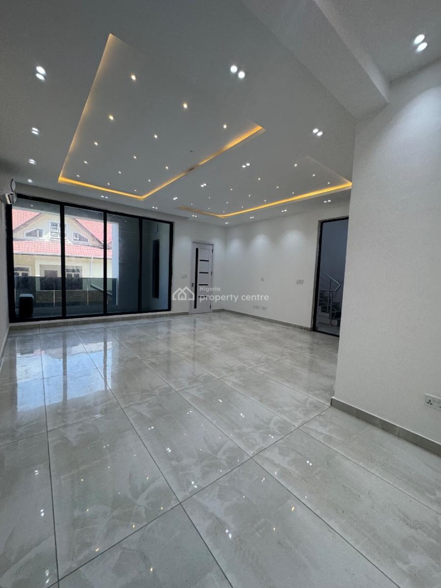 3 Bedroom Apartment with Bq, Lekki Phase 1, Lekki, Lagos, Flat / Apartment for Rent