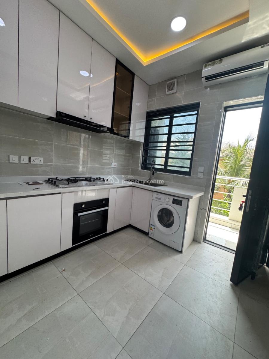 3 Bedroom Apartment with Bq, Lekki Phase 1, Lekki, Lagos, Flat / Apartment for Rent