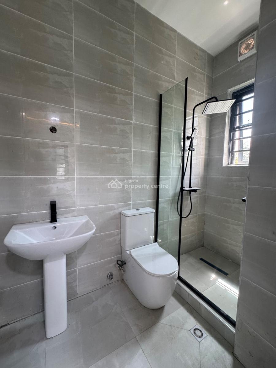 3 Bedroom Apartment with Bq, Lekki Phase 1, Lekki, Lagos, Flat / Apartment for Rent