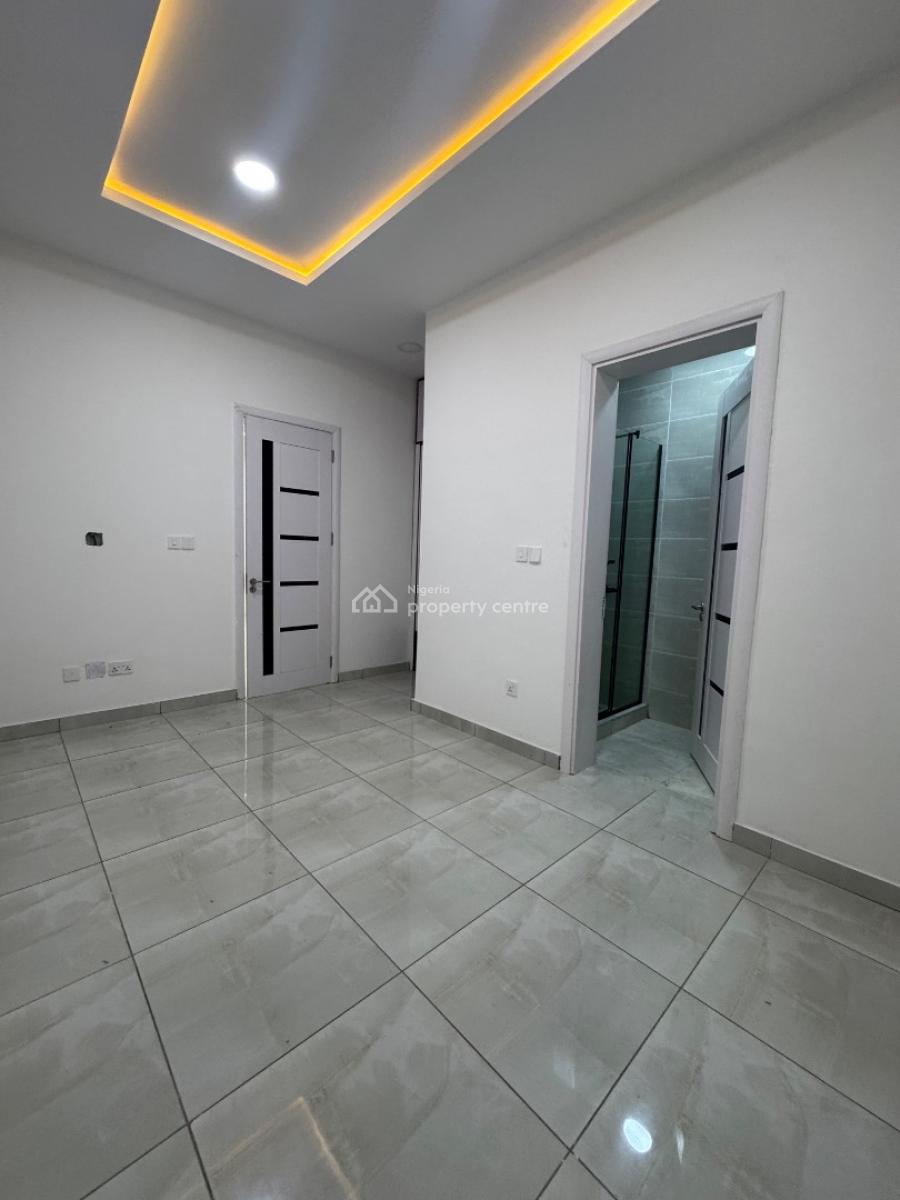 3 Bedroom Apartment with Bq, Lekki Phase 1, Lekki, Lagos, Flat / Apartment for Rent