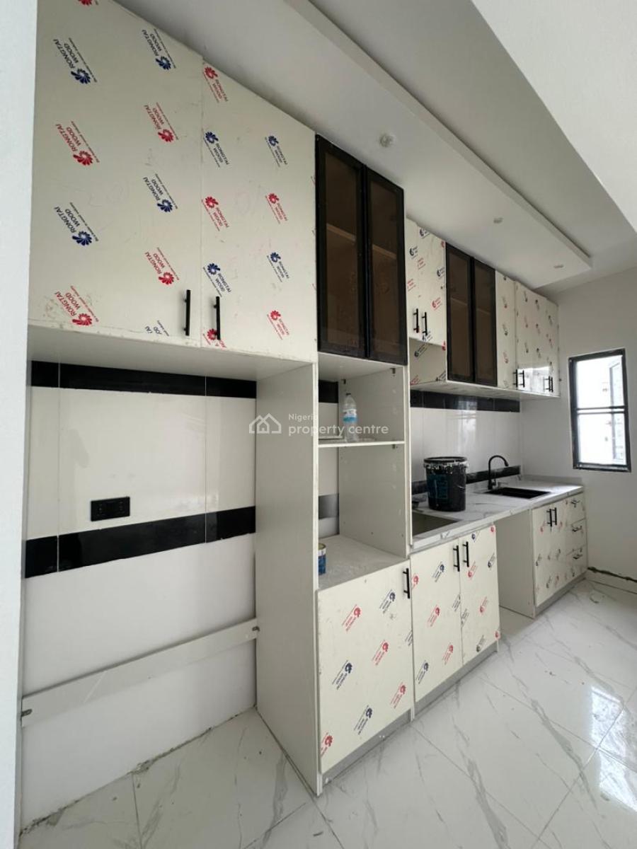 Spacious 2 Bedroom Apartment with Swimming Pool Perfect for Investment, Ikate, Lekki, Lagos, Flat / Apartment for Sale