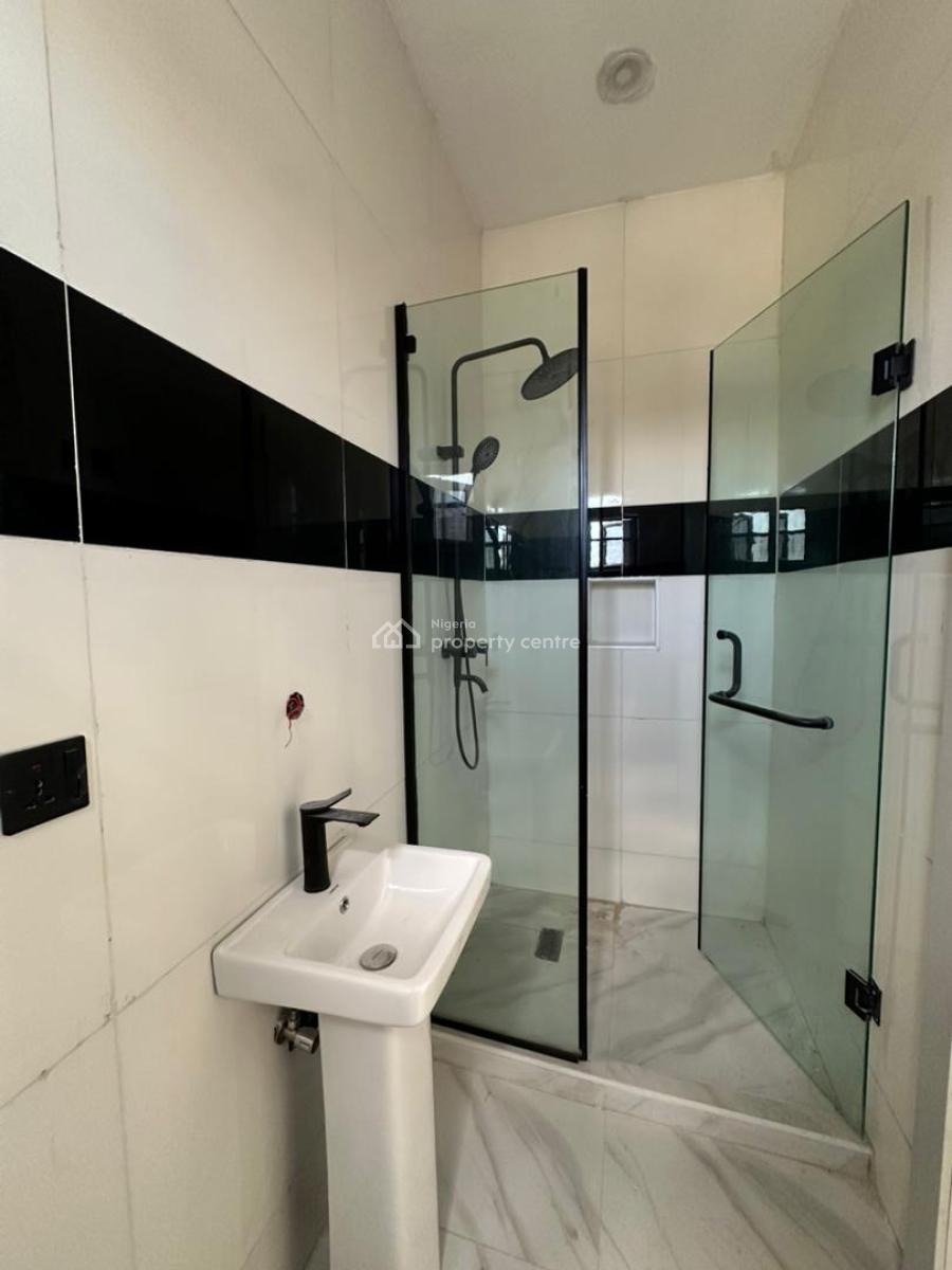 Spacious 2 Bedroom Apartment with Swimming Pool Perfect for Investment, Ikate, Lekki, Lagos, Flat / Apartment for Sale