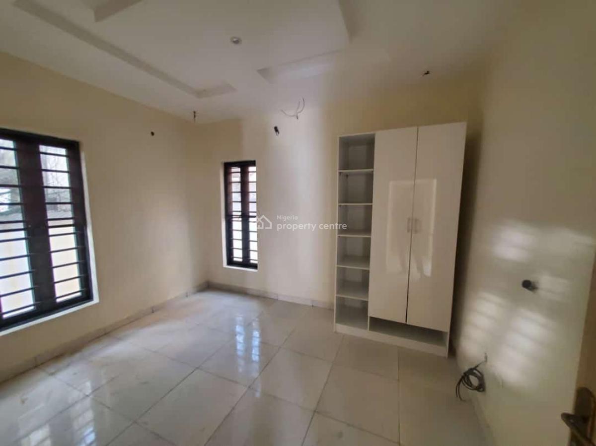 Service 2 Bedroom Flat Within a Gated Neighborhood, Ajifoluke Street, Ilasan, Ikate Elegushi, Lekki, Lagos, Flat / Apartment for Rent