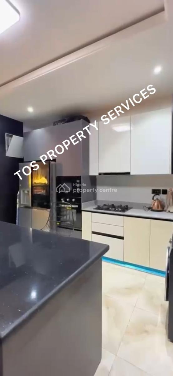 Fully Furnished 2 Bedrooms Maisonette, Lekki Phase 1, Lekki, Lagos, House for Sale