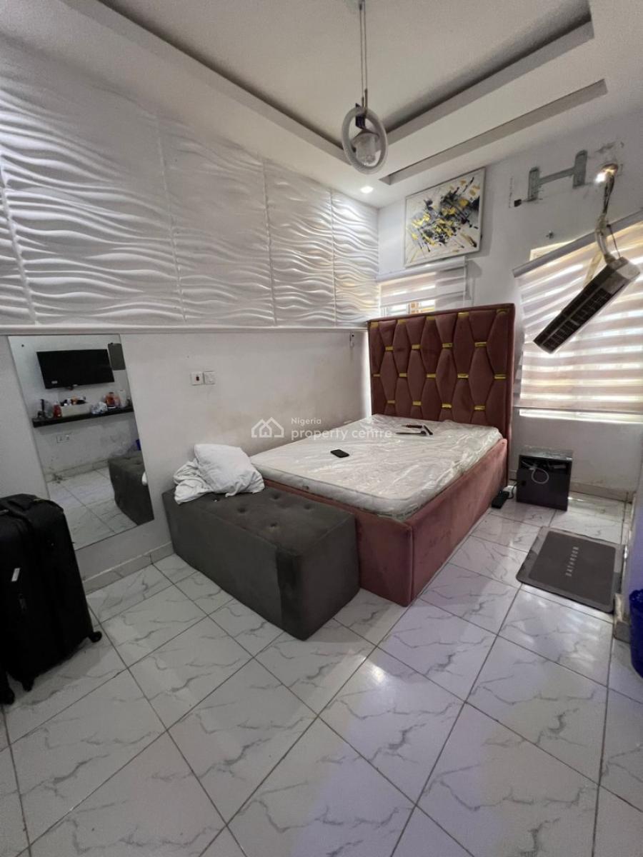 Lovely 2 Bedroom Apartment (ensuite, 2nd Floor), Lekki, Lagos, Flat / Apartment for Rent