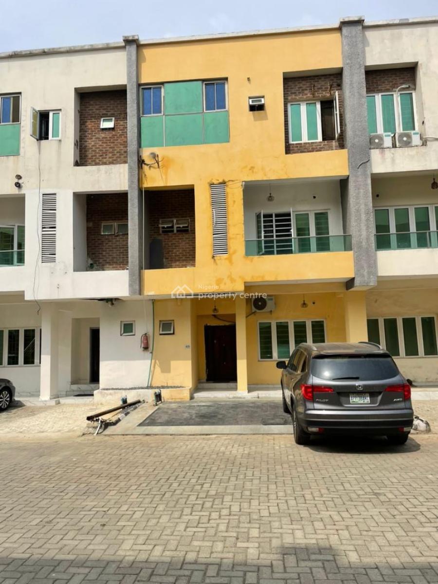 Two Bedroom Duplex Close to The Beach on a Discount/ Distress, Ikate Elegushi, Lekki, Lagos, Terraced Duplex for Sale