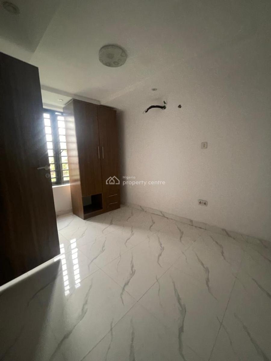 Well Maintained 4 Bedrooms Terrace Duplex with 1 Room Bq, Ojodu, Lagos, Terraced Duplex for Rent