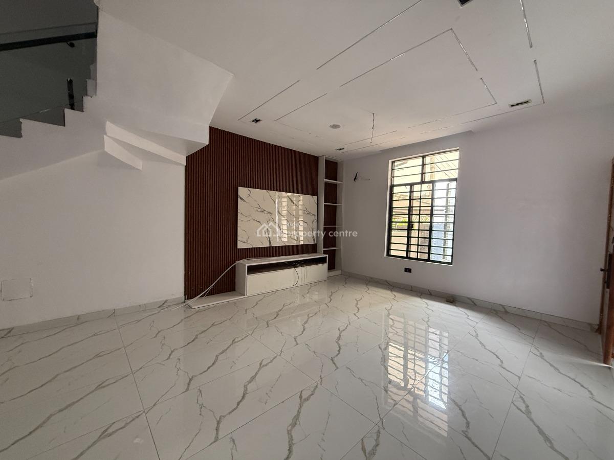 4 Bedroom Semi-detached Available, Lekki Phase 2, Lekki, Lagos, Semi-detached Duplex for Sale