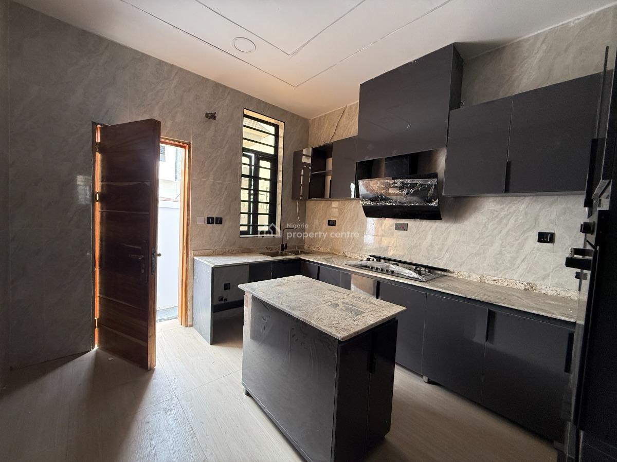 4 Bedroom Semi-detached Available, Lekki Phase 2, Lekki, Lagos, Semi-detached Duplex for Sale