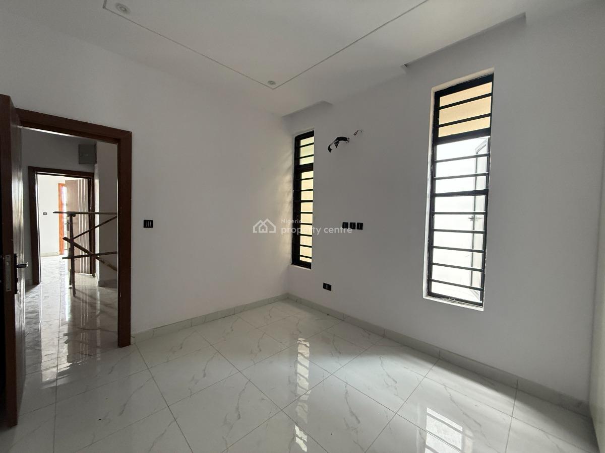 4 Bedroom Semi-detached Available, Lekki Phase 2, Lekki, Lagos, Semi-detached Duplex for Sale