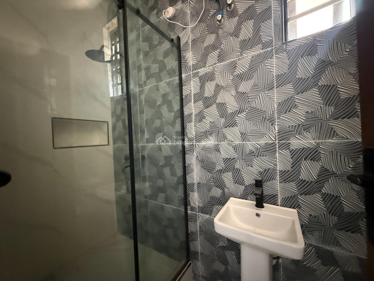 4 Bedroom Semi-detached Available, Lekki Phase 2, Lekki, Lagos, Semi-detached Duplex for Sale