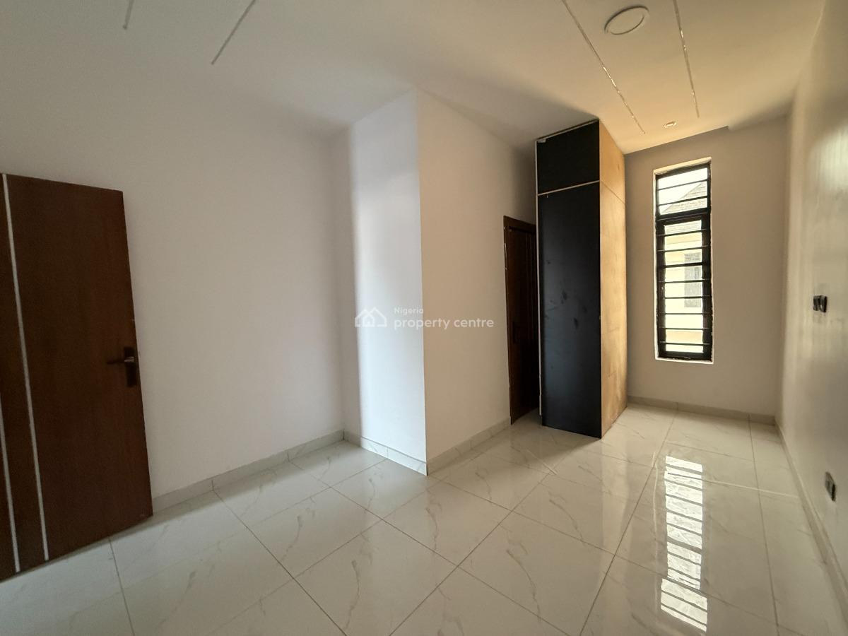 4 Bedroom Semi-detached Available, Lekki Phase 2, Lekki, Lagos, Semi-detached Duplex for Sale