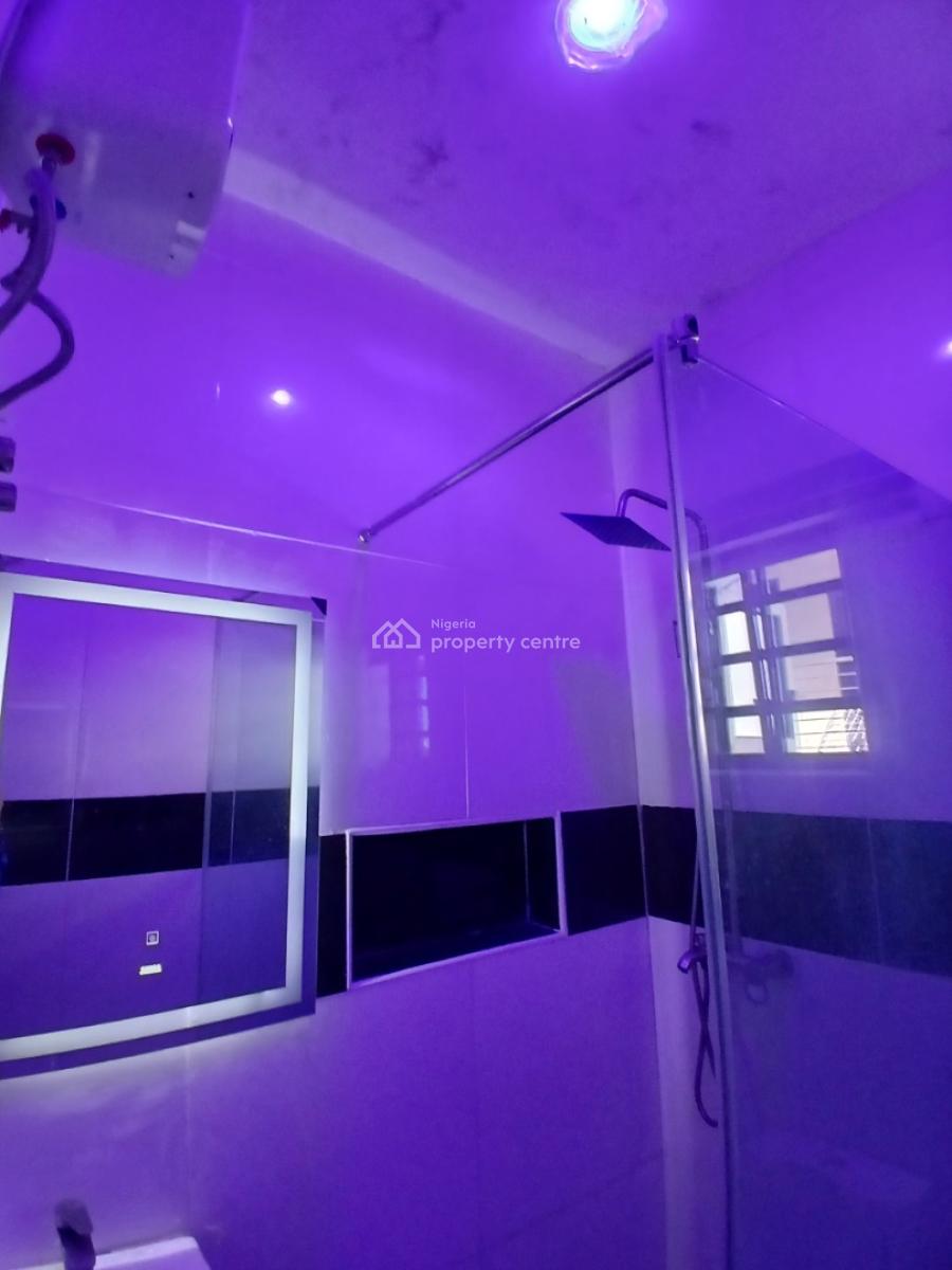 Furnished and Serviced with 24/7 Power Supply 2 Bedroom En-suite Flat, Ikate, Lekki, Lagos, Flat / Apartment for Rent