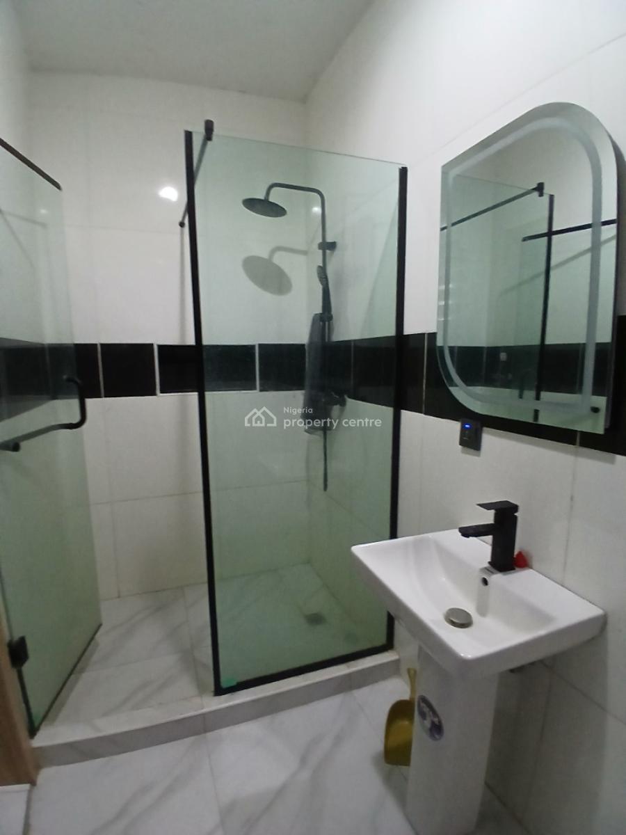 Furnished and Serviced with 24/7 Power Supply 2 Bedroom En-suite Flat, Ikate, Lekki, Lagos, Flat / Apartment for Rent