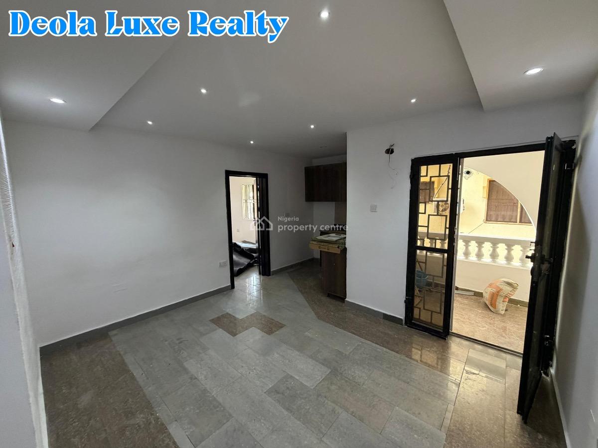a Nice and Spacious 2 Bedrooms Apartment with Balcony, Off Admiralty Way, Lekki Phase 1, Lekki, Lagos, Flat / Apartment for Rent