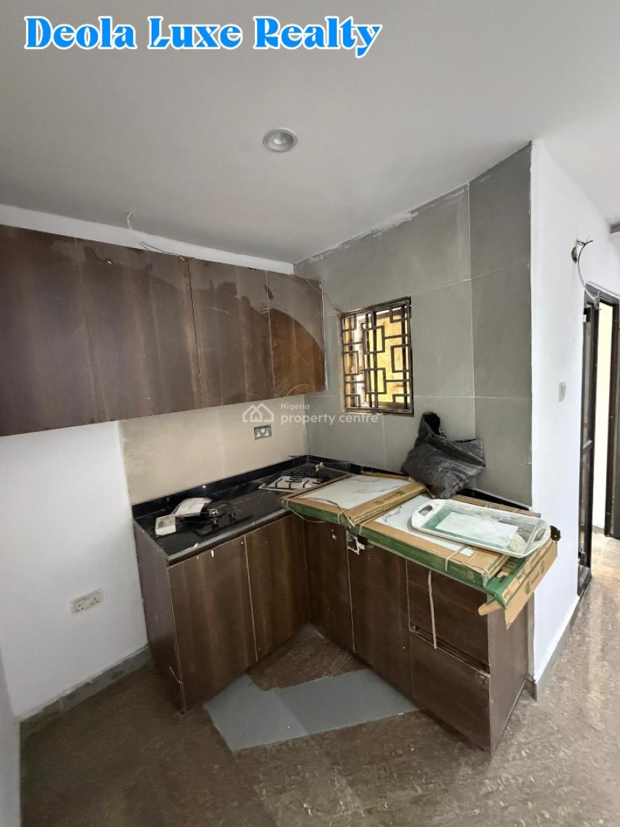 a Nice and Spacious 2 Bedrooms Apartment with Balcony, Off Admiralty Way, Lekki Phase 1, Lekki, Lagos, Flat / Apartment for Rent