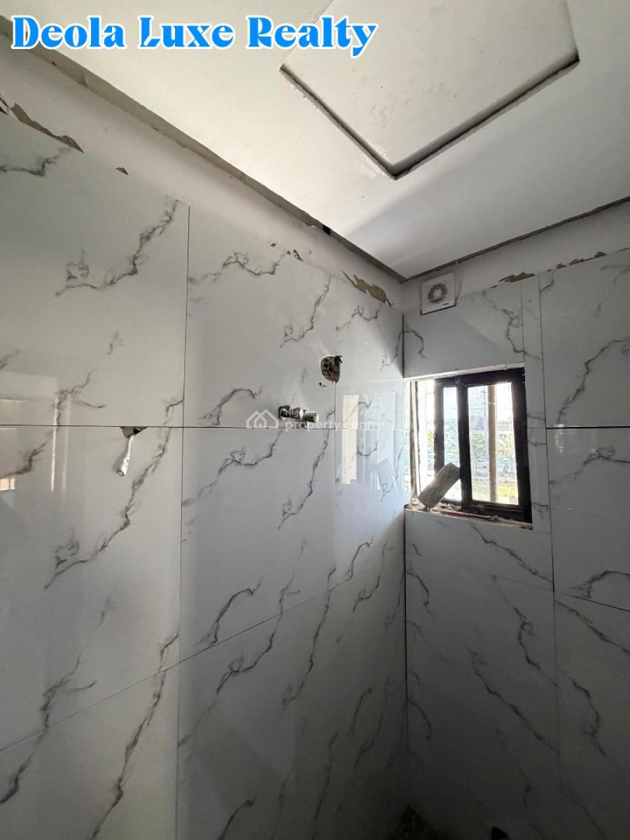 a Nice and Spacious 2 Bedrooms Apartment with Balcony, Off Admiralty Way, Lekki Phase 1, Lekki, Lagos, Flat / Apartment for Rent