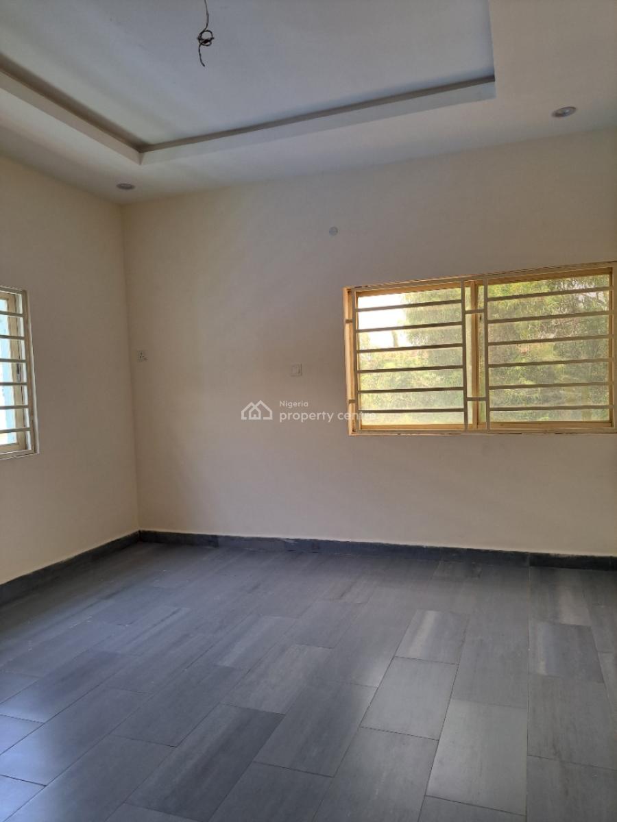 Nice 4 Bedroom Detached Duplex in a Cool Area, 69 Road, Gwarinpa, By Abiodun Falade Hospital Just After Charley Boy, Gwarinpa, Abuja, Detached Duplex for Rent