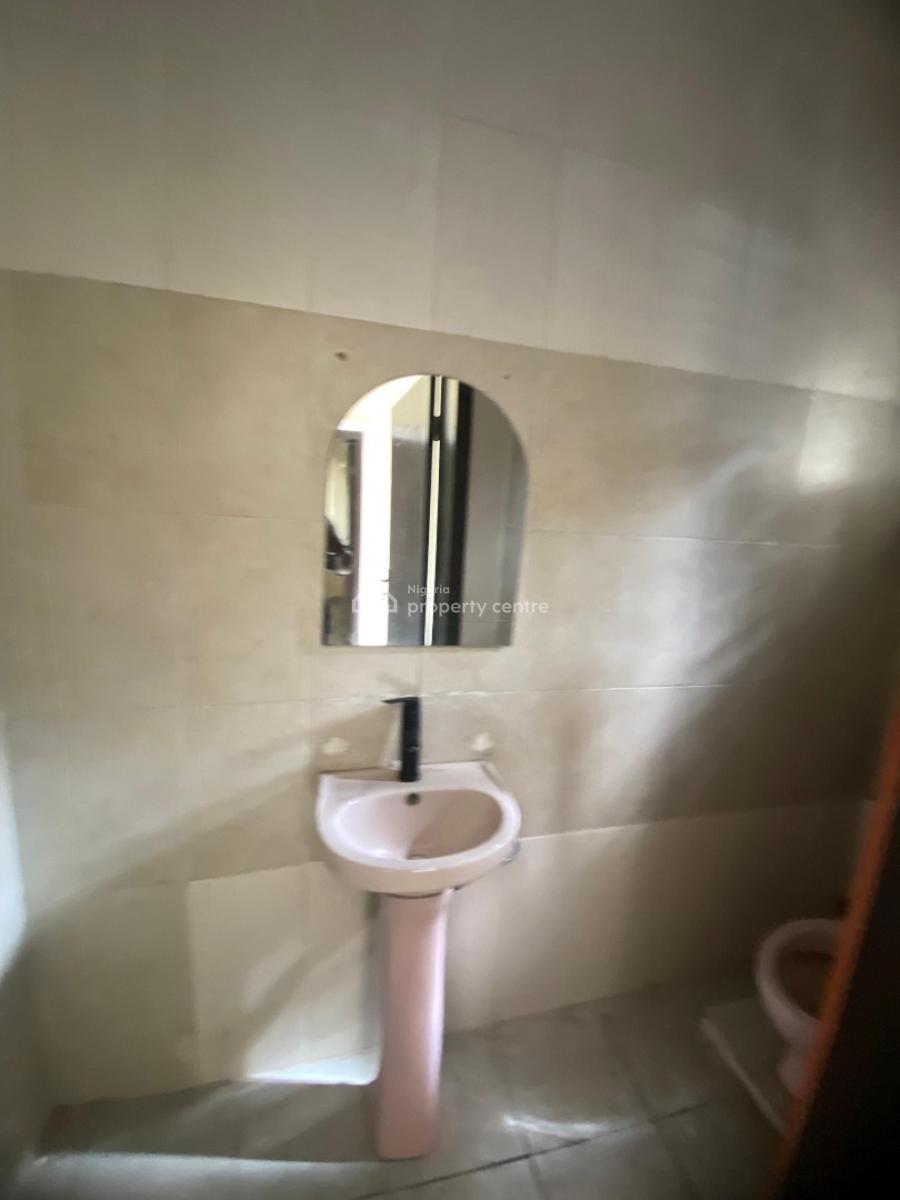 Specious 4 Bedroom Terraced Duplex with Bq, Lekki Phase 1, Lekki, Lagos, Terraced Duplex for Rent