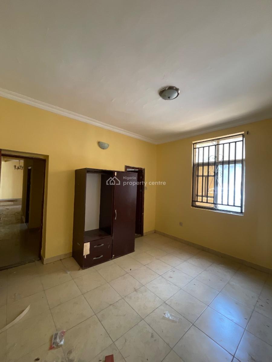 2 Bedrooms Flat All Rooms Ensuite, University Estate Opposite Lagos Business School, Olokonla, Ajah, Lagos, Flat / Apartment for Rent