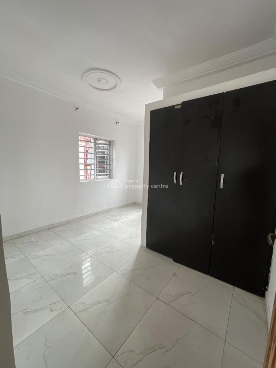 2 Bedrooms Flat Upstairs All Rooms Ensuite, University View Estate Opposite Lagos Business School, Olokonla, Ajah, Lagos, Flat / Apartment for Rent