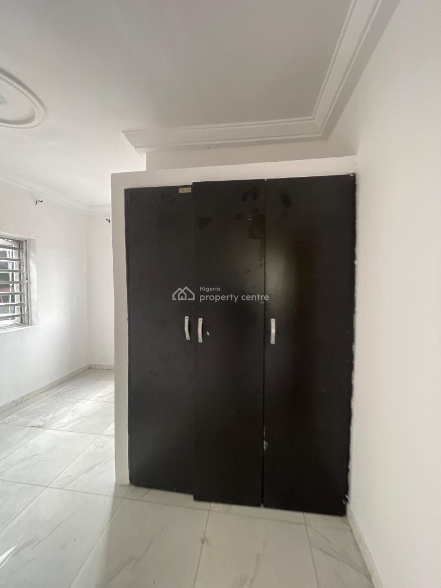 2 Bedrooms Flat Upstairs All Rooms Ensuite, University View Estate Opposite Lagos Business School, Olokonla, Ajah, Lagos, Flat / Apartment for Rent
