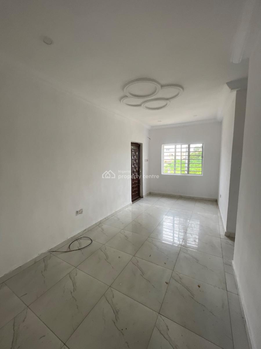 2 Bedrooms Flat Upstairs All Rooms Ensuite, University View Estate Opposite Lagos Business School, Olokonla, Ajah, Lagos, Flat / Apartment for Rent