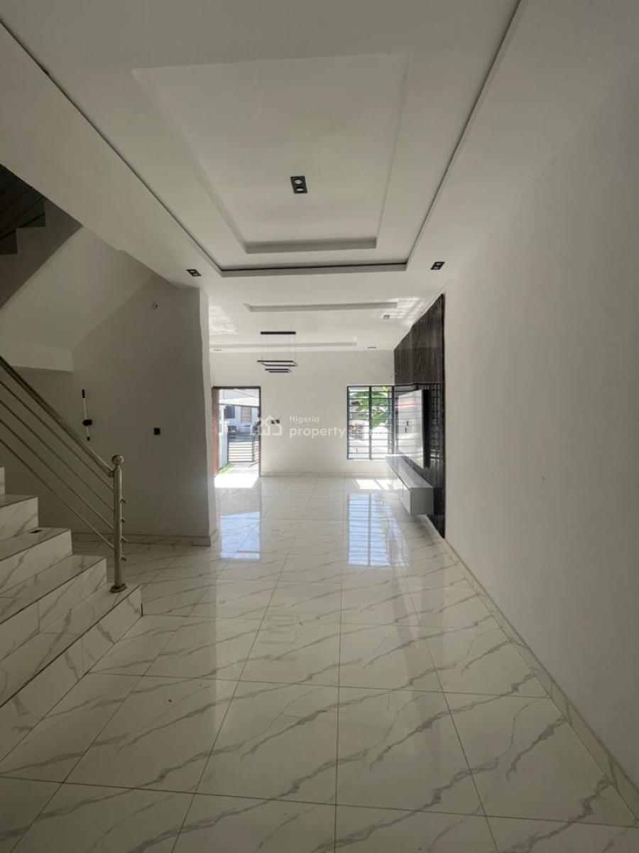 Wonderfully Finished 3 Bedroom Terraced Duplex in an Exquisite Area, Ajah, Lekki, Lagos, Terraced Duplex for Sale