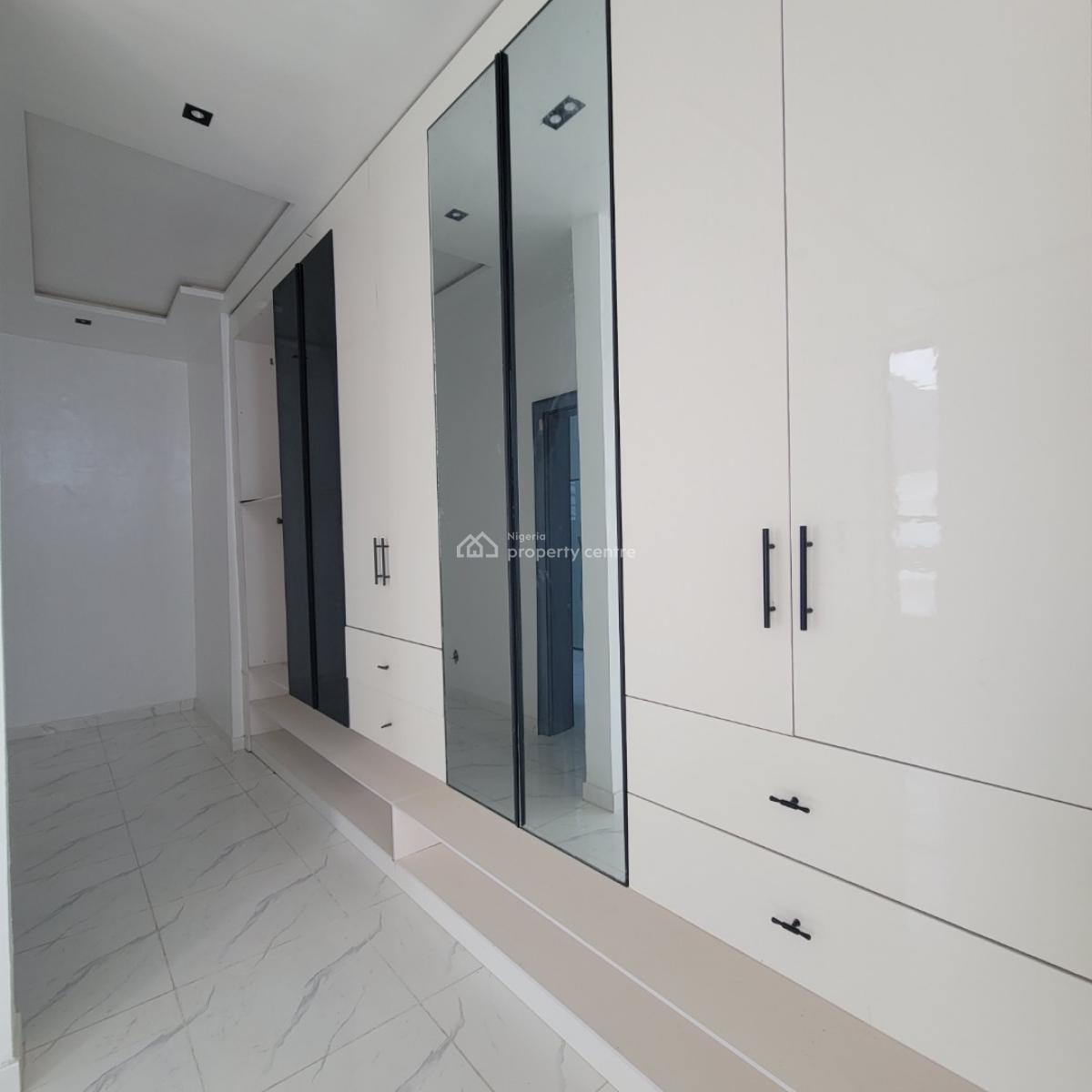 Gorgeous 5 Bedroom Duplex with a Bq, Vgc, Lekki, Lagos, Detached Duplex for Sale