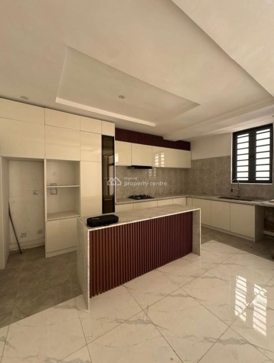 Spacious 2 Bedroom Apartment with Gym, Ikate, Lekki, Lagos, Flat / Apartment for Rent