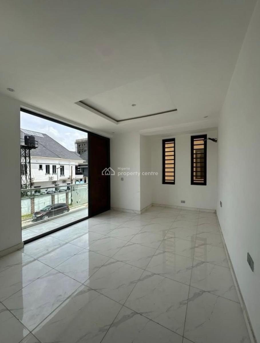 Spacious 2 Bedroom Apartment with Gym, Ikate, Lekki, Lagos, Flat / Apartment for Rent