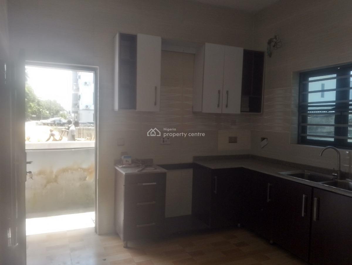 4 Bedroom Detached House with a Servant Quater, Off Conservation Road, By Chevron, Ikota, Lekki, Lagos, Detached Duplex for Sale