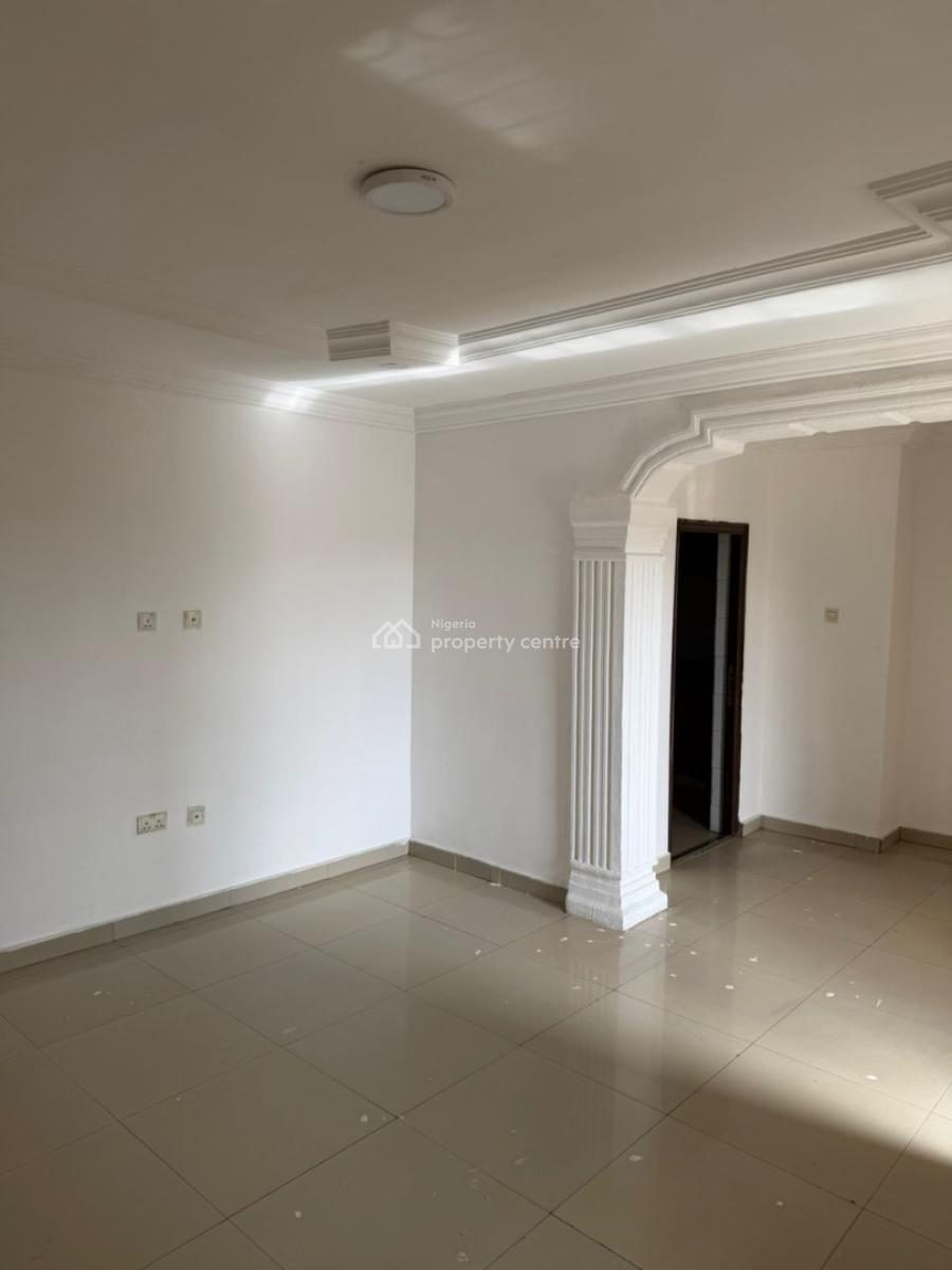 Fantastic 3 Bedroom Flat, Igbogbo, Ikorodu, Lagos, Flat / Apartment for Rent