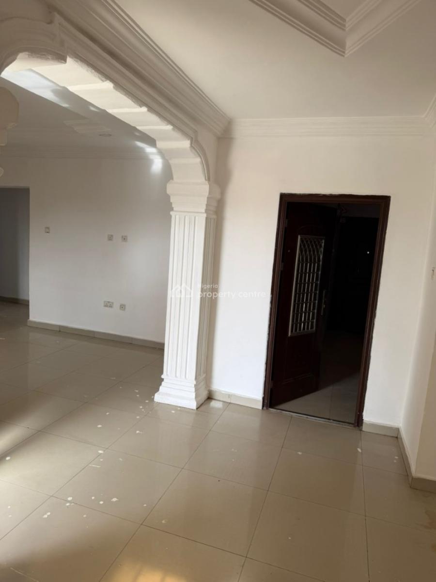 Fantastic 3 Bedroom Flat, Igbogbo, Ikorodu, Lagos, Flat / Apartment for Rent
