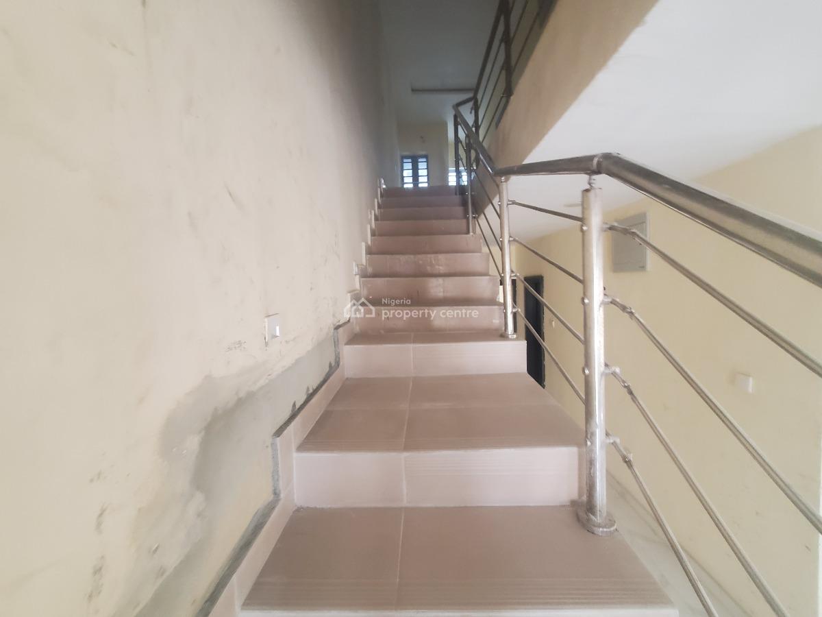 Well Maintained 4-bedroom Semi-detached Duplex with Bq and Gatehouse, Ajah, Lagos, Semi-detached Duplex for Rent