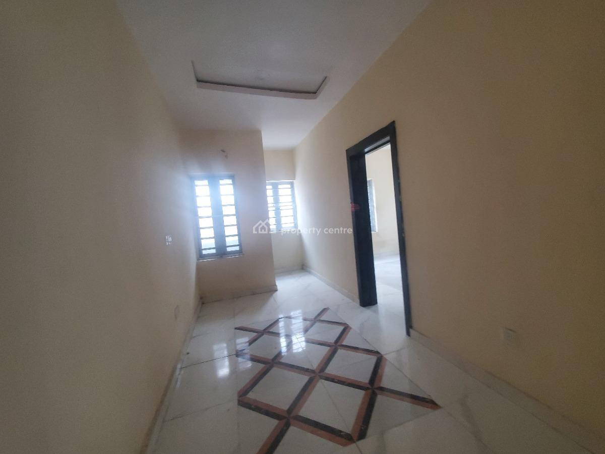 Well Maintained 4-bedroom Semi-detached Duplex with Bq and Gatehouse, Ajah, Lagos, Semi-detached Duplex for Rent