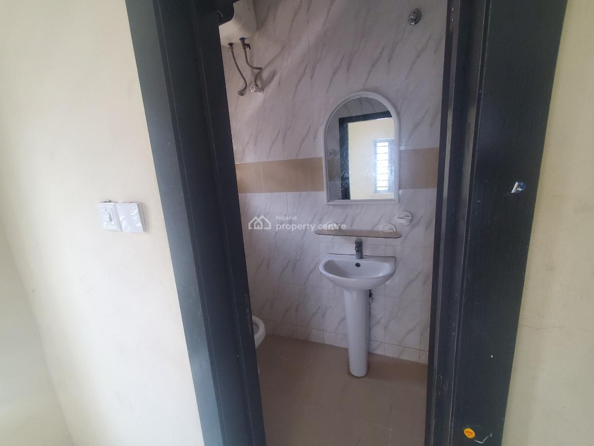 Well Maintained 4-bedroom Semi-detached Duplex with Bq and Gatehouse, Ajah, Lagos, Semi-detached Duplex for Rent