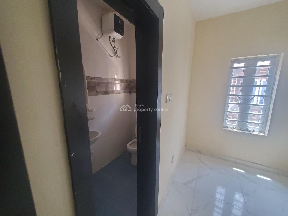 Well Maintained 4-bedroom Semi-detached Duplex with Bq and Gatehouse, Ajah, Lagos, Semi-detached Duplex for Rent