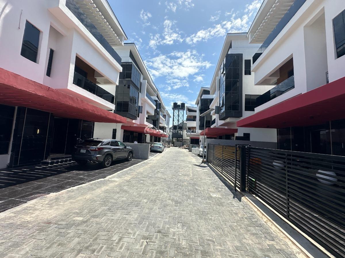 5 Bedroom Detached Available, Ologolo, Lekki, Lagos, Detached Duplex for Rent