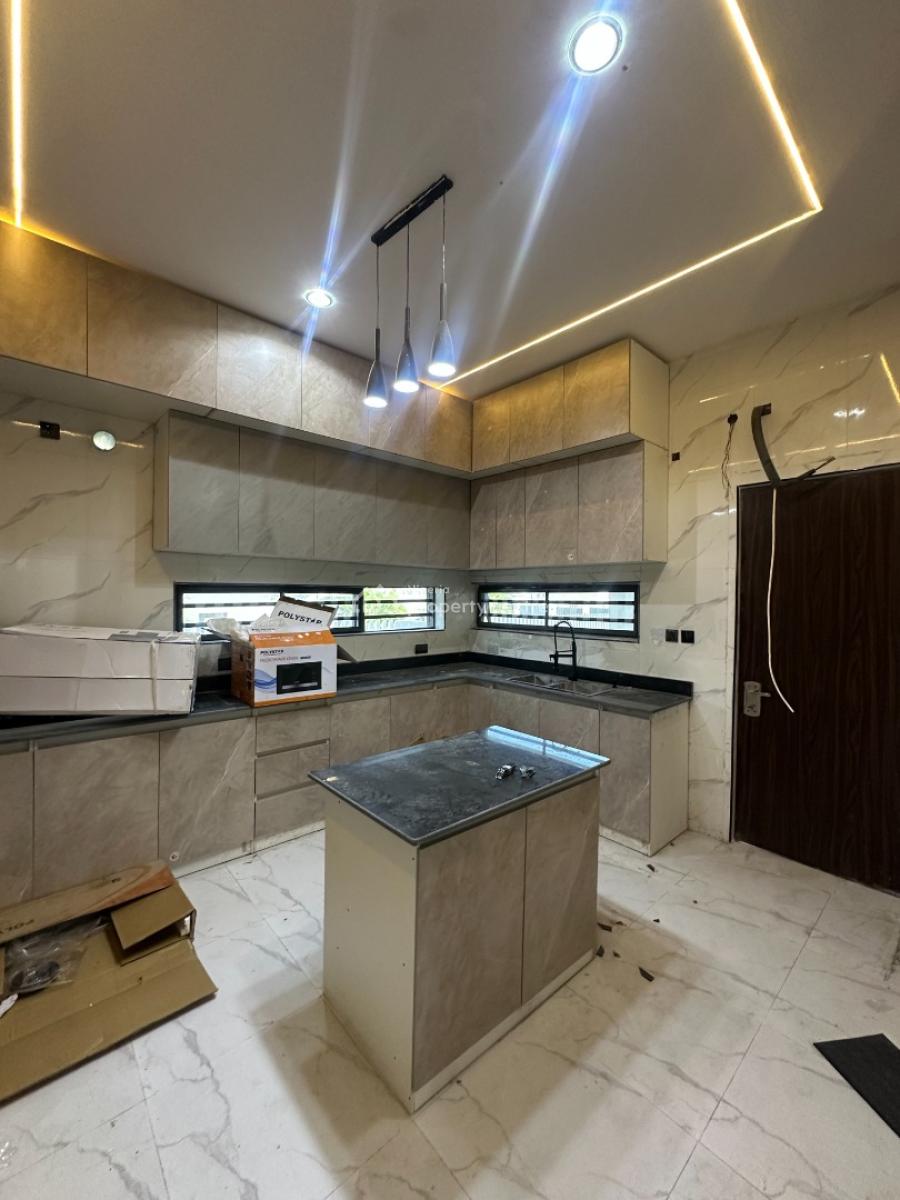 5 Bedroom Detached Available, Ologolo, Lekki, Lagos, Detached Duplex for Rent