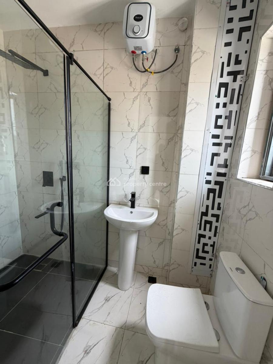 2 Bedroom Flat, Lekki Phase 1, Lekki, Lagos, Flat / Apartment for Sale